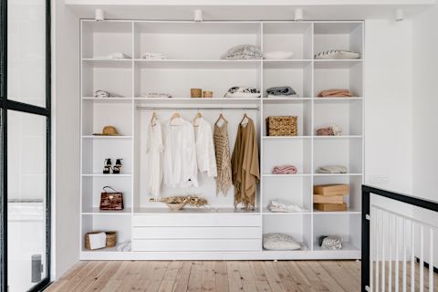 closet organisation